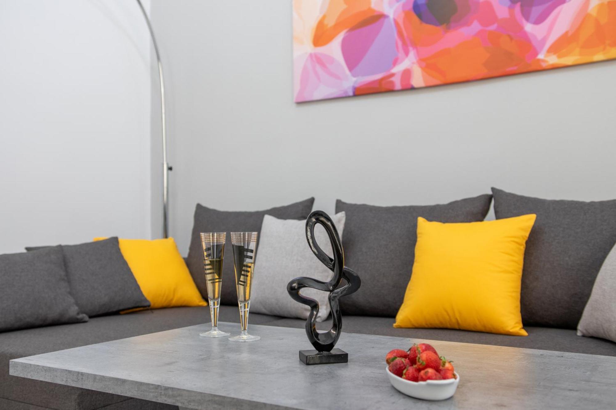 H4 Art Sparta Apartment Extérieur photo